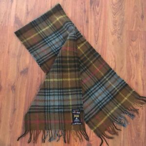 Johnstons of Elgin Made in Scotland pure New World lambs wool plaid scarf